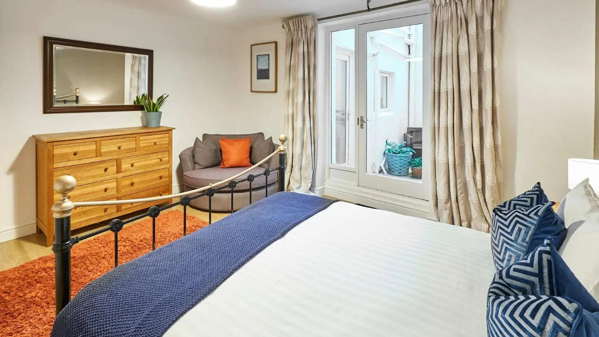 Host & Stay - Garden Flat Brighton Apartment